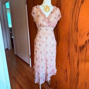 American Vintage Pink Patterned V-Neck Midi Dress